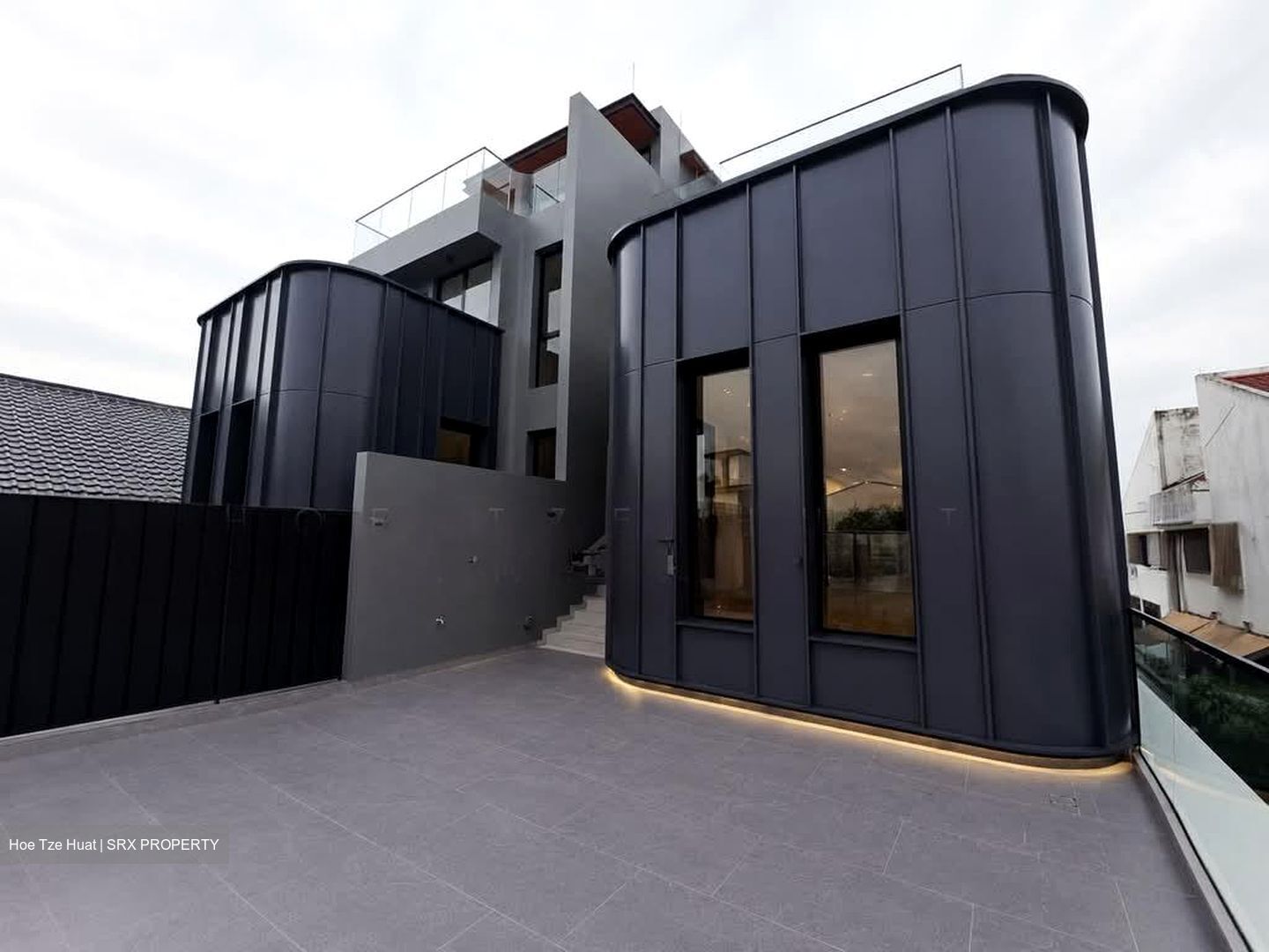 Parry Avenue (D19), Semi-Detached #558568501